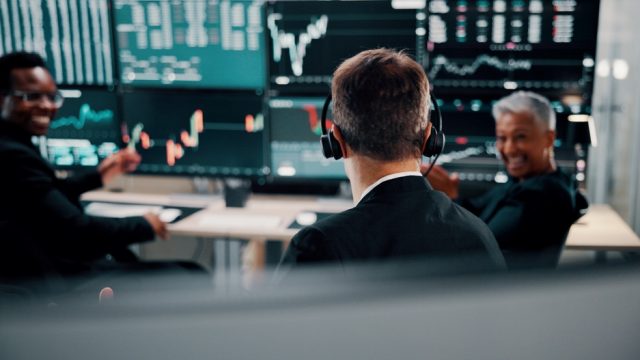 Mercati internazionali in attesa di dati economici
