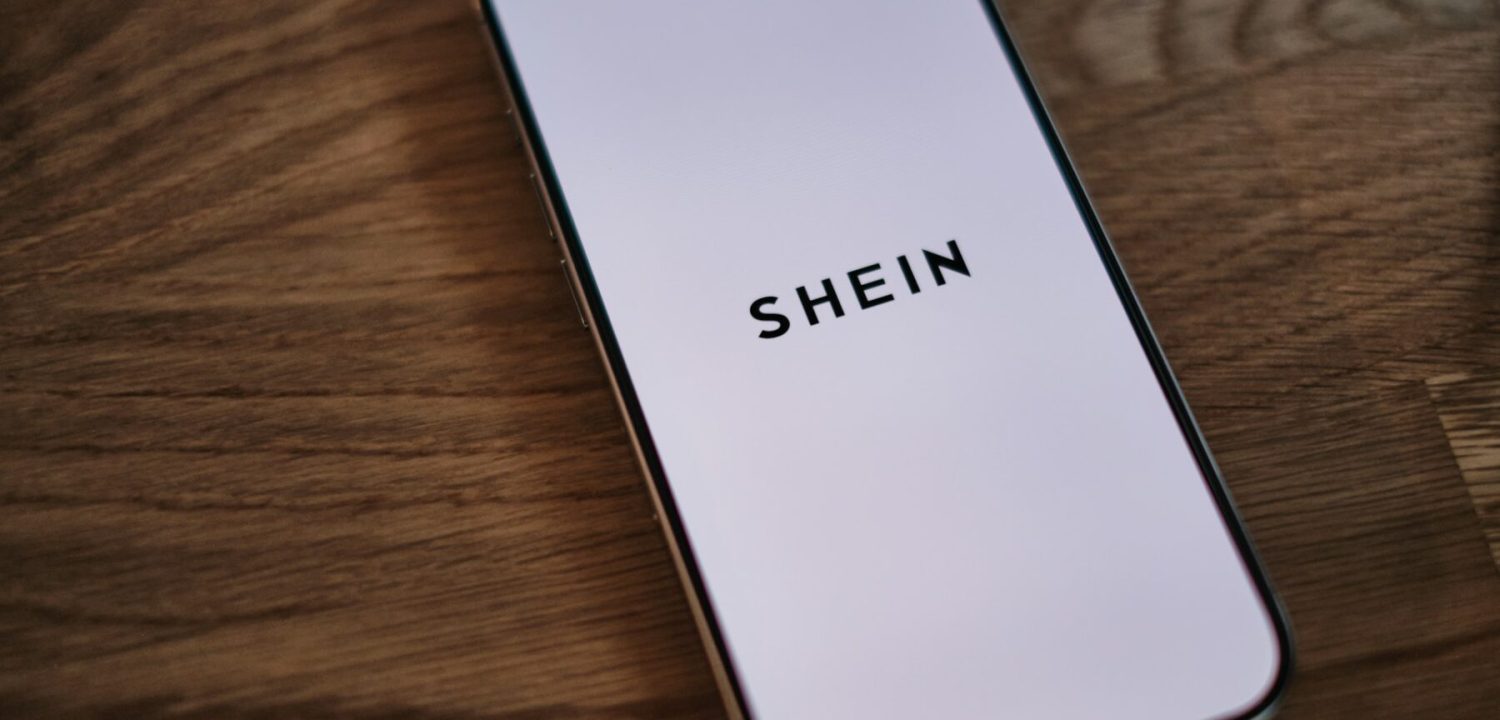 Debutto di Shein alla Borsa di Hong Kong