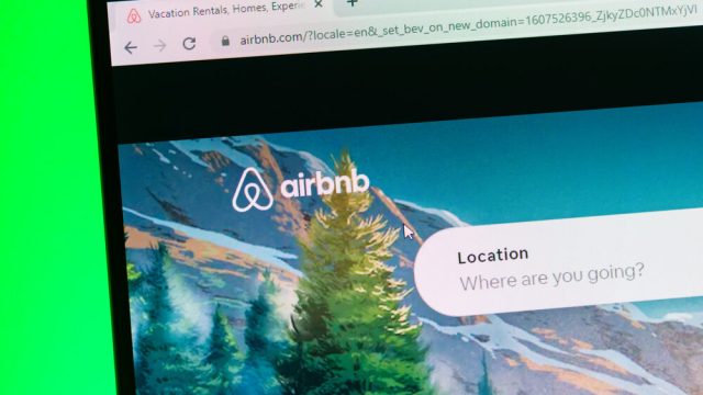 Aggiornamento Airbnb con intelligenza artificiale