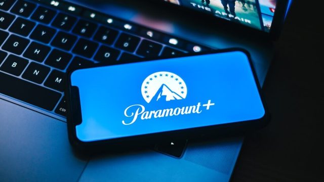 Paramount offre concessioni per fusione con Warner Bros.