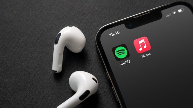 Streaming musicale con Apple Music e Spotify