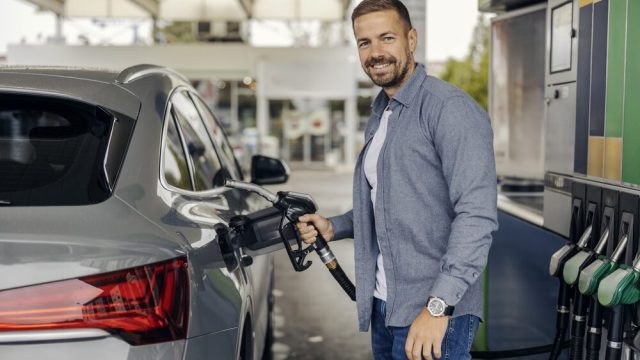 Aumento prezzi carburanti e gas in Europa