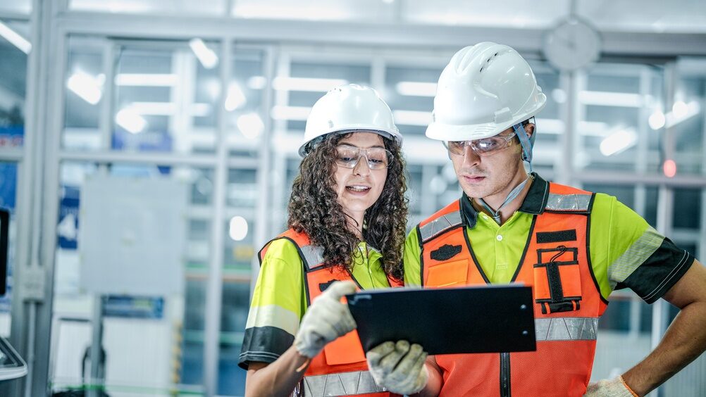 Progettazione degli spazi di lavoro con tecnologia