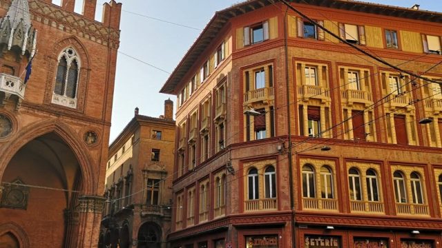 Riqualificazione energetica degli edifici a Bologna