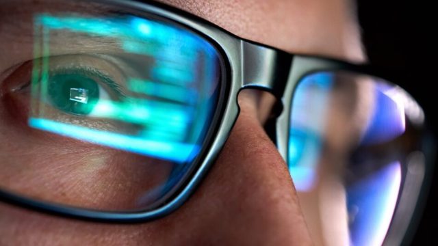 Smart glasses in uso