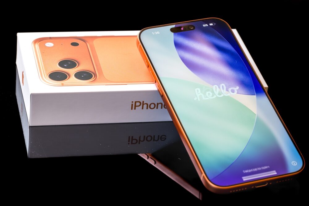 iPhone Duo pieghevole in titanio